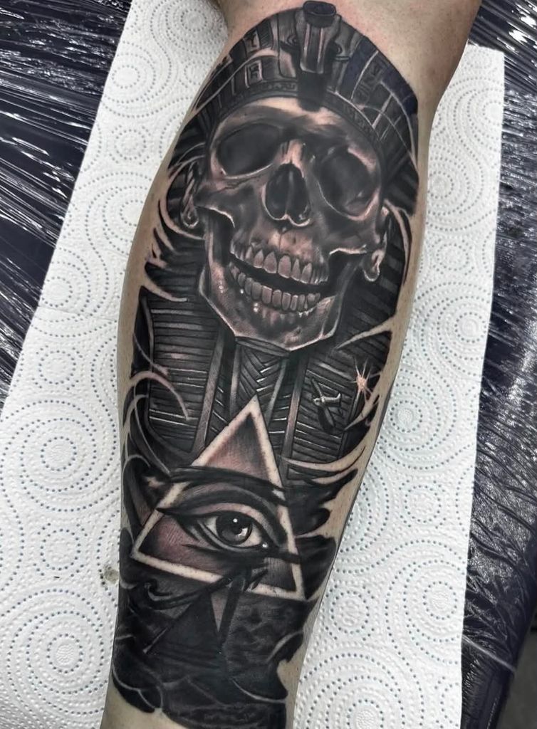 Pharaoh Skull & Eye of Providence Leg Piece